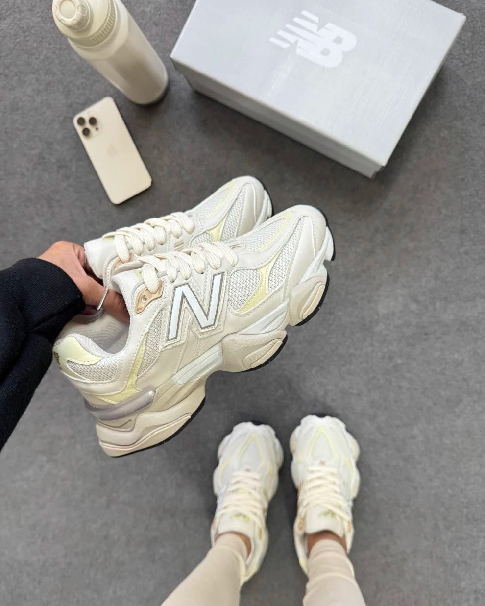 New 9060 Creme