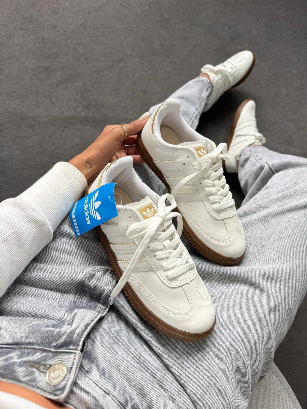 Samba OG Branco/Ouro