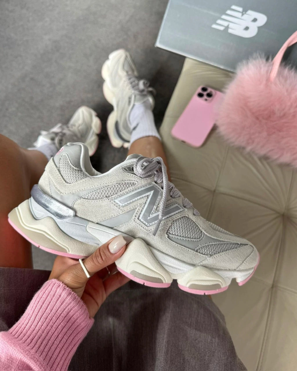 New 9060 Grey pink